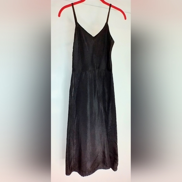 VINTAGE BLACK TAFFETA SLIP - Picture 3 of 5